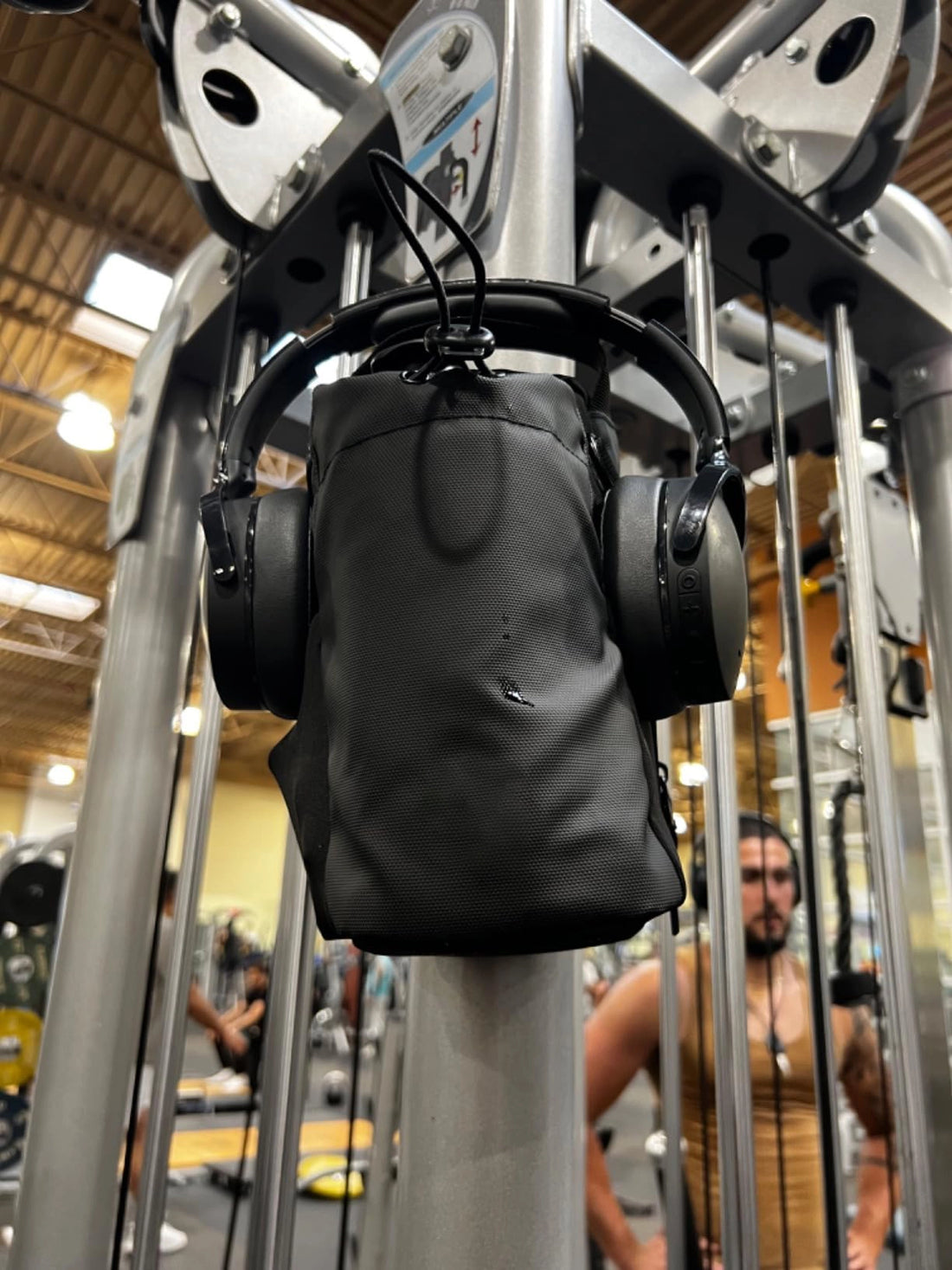 Magnetic Gym Bag with Bottle Holder | Premium & Waterproof